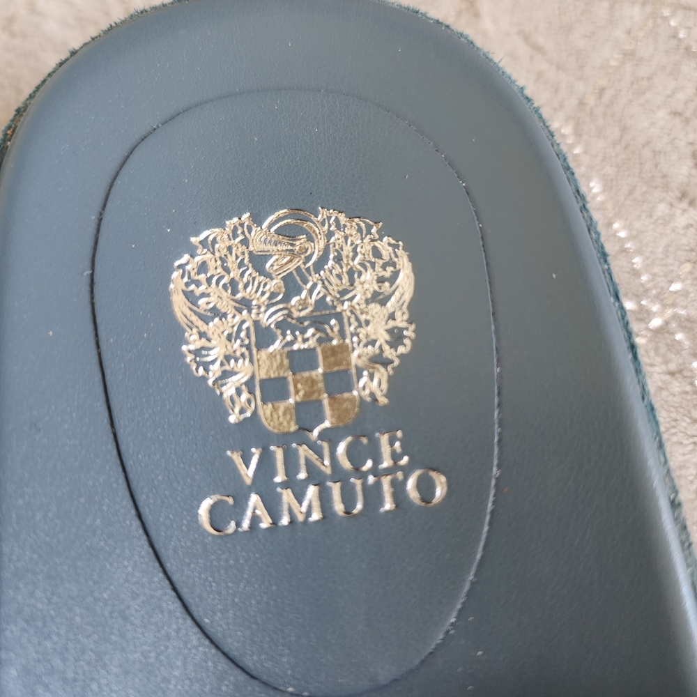 VINCE CAMUTO | Blue Slide Sandals - Picture 4 of 13